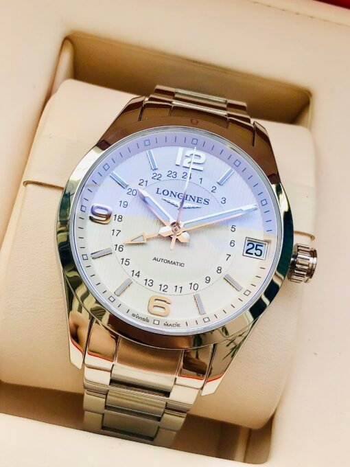 Đồng Hồ Longines Conquest Classic GMT White Dial - L2.799.4.76.6