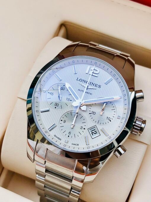 Đồng Hồ Longines Conquest Classic Chronograph White Dial - L2.786.4.76.6 - Hình ảnh 4
