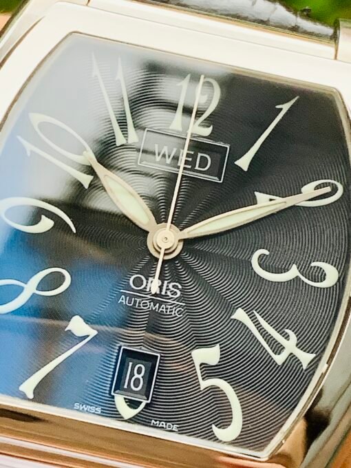 Đồng Hồ Oris Miles Tonneau Day Date Black Dial - 635 7539 4061 - Hình ảnh 4