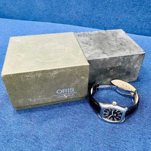 Đồng Hồ Oris Miles Tonneau Day Date Black Dial - 635 7539 4061 - Hình ảnh 9