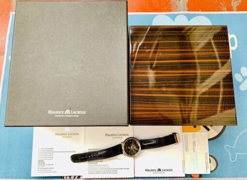 Đồng Hồ Maurice Lacroix Les Classiques Moon Phase Black Dial - LC6068-SS001-33E - Hình ảnh 9