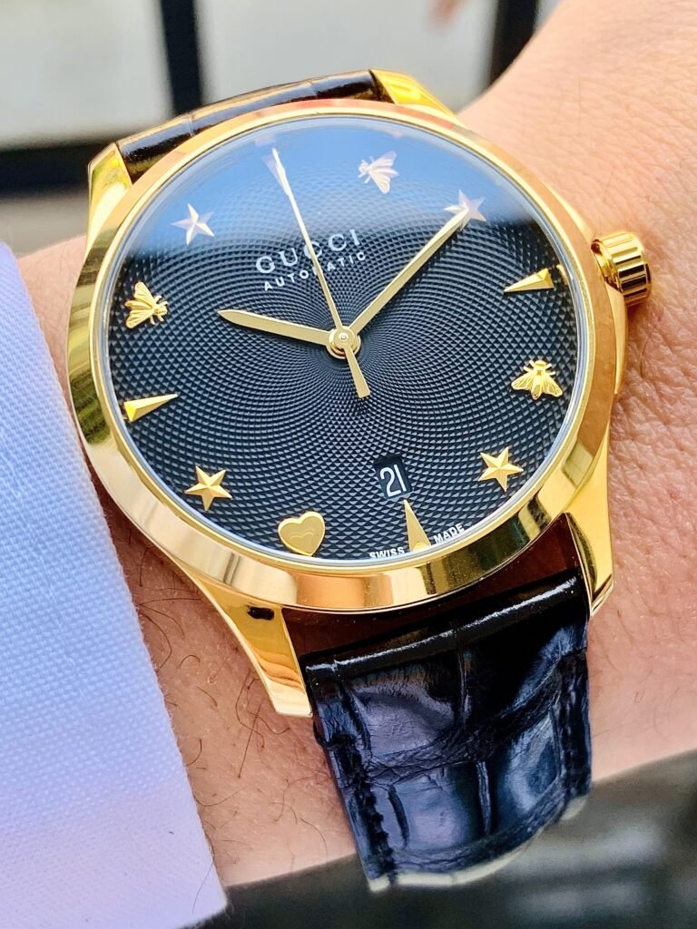 Đồng Hồ GUCCI G Timeless Black Dial Gold - YA1264
