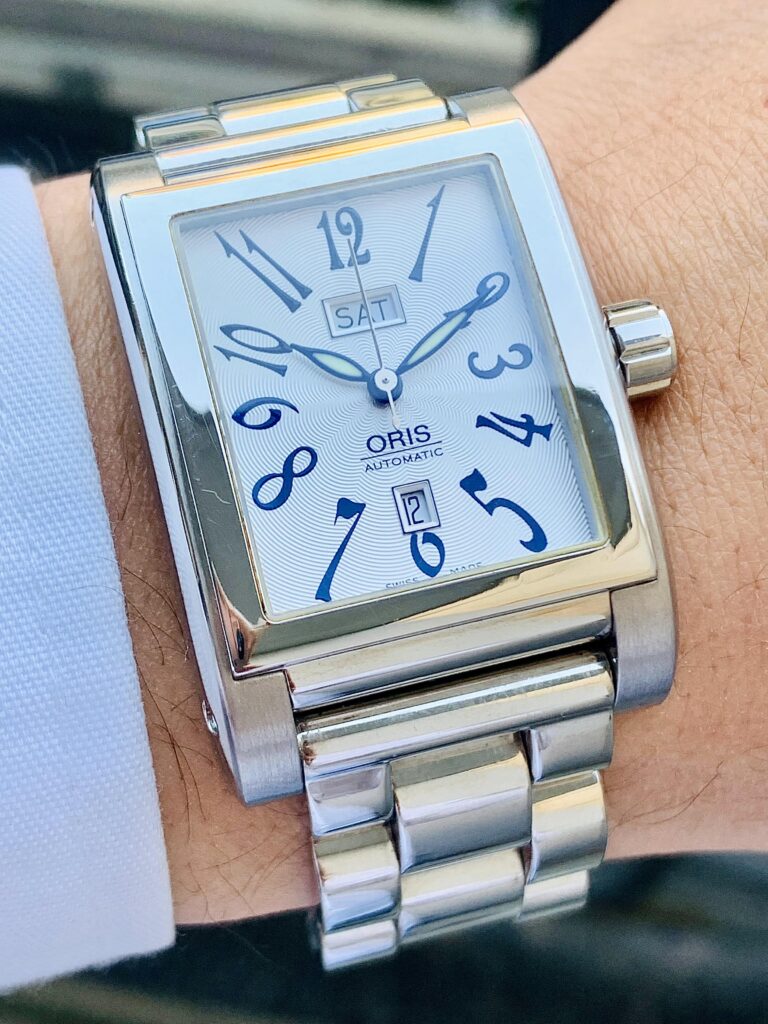 Đồng Hồ Oris Miles Rectangular Day Date White Dial - 585 7525 4002