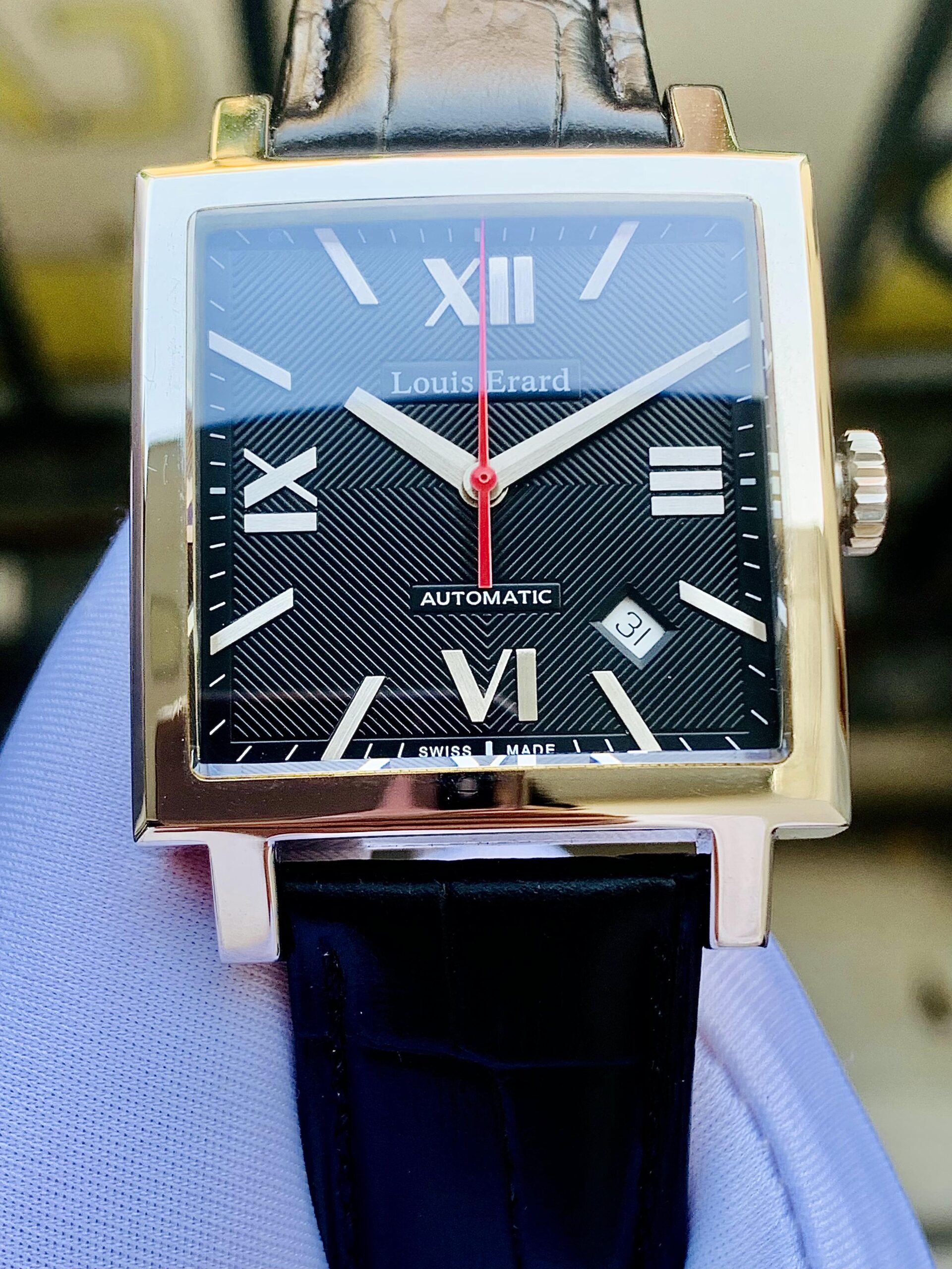 Đồng Hồ Louis Erard L’esprit du Temps La Carree Black Dial - 69503 AS02